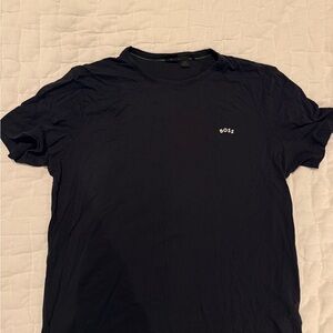BOSS Men's navy t-shirt XL